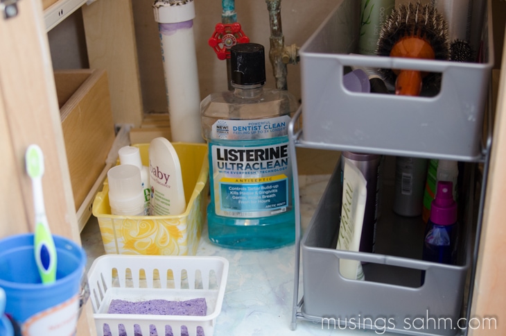Bathroom Vanity Organization how i organized our bathroom vanity - living well mom Bathroom Vanity Organization how i organized our bathroom vanity - living well mom