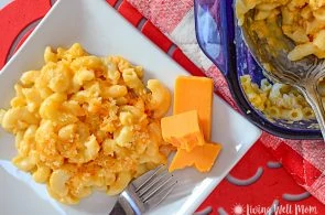 homemade macaroni and cheese on plate