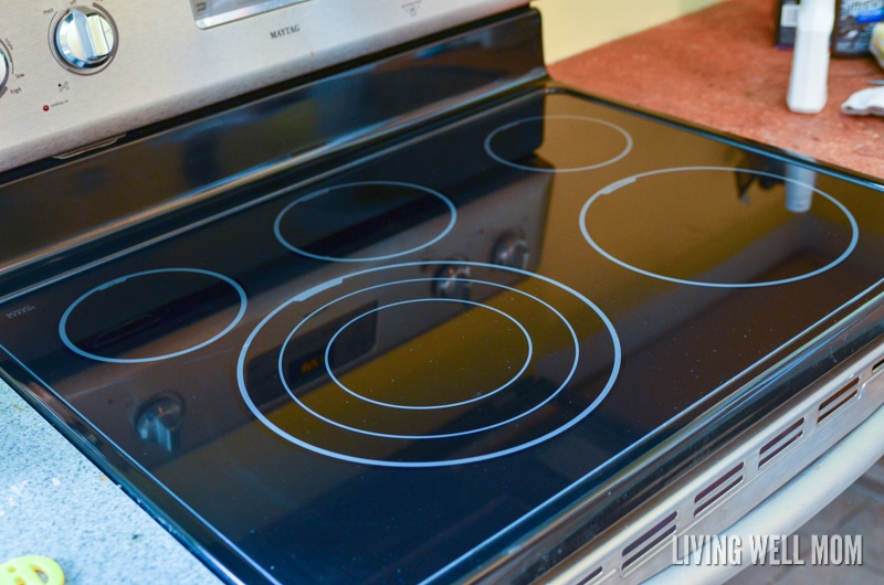 clean glass stove top
