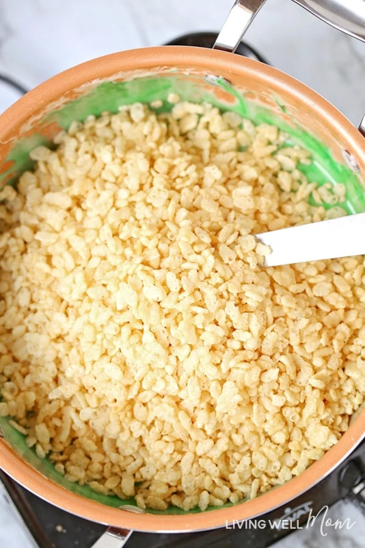 rice krispies cereal in a bowl