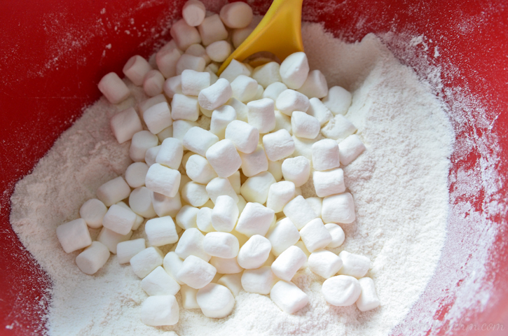 flour sugar marshmallows