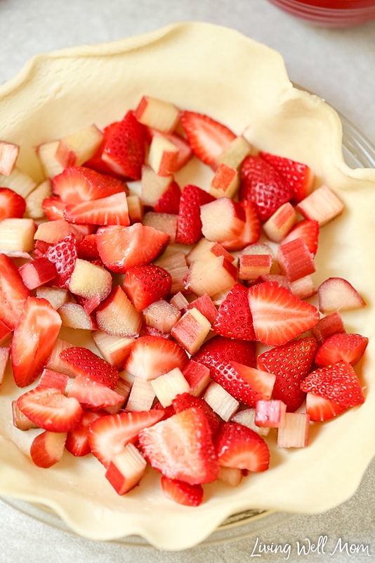 The Best Strawberry Rhubarb Pie