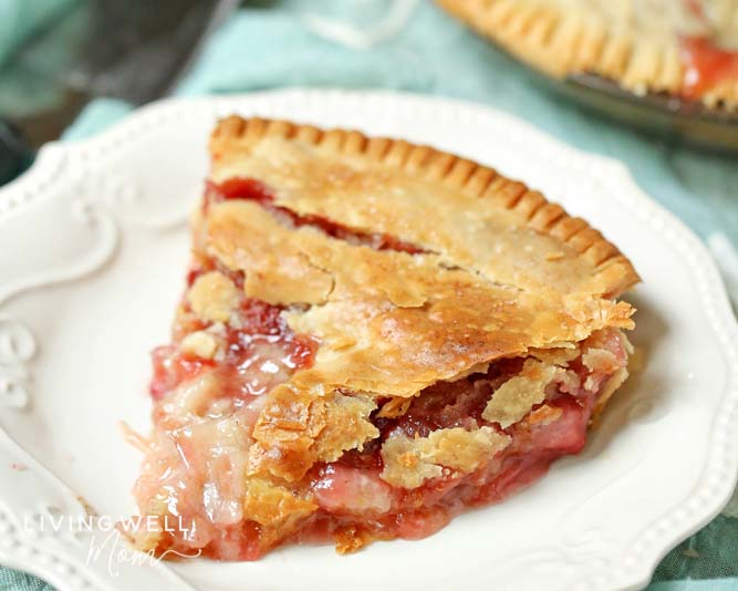 slice of strawberry rhubarb pie
