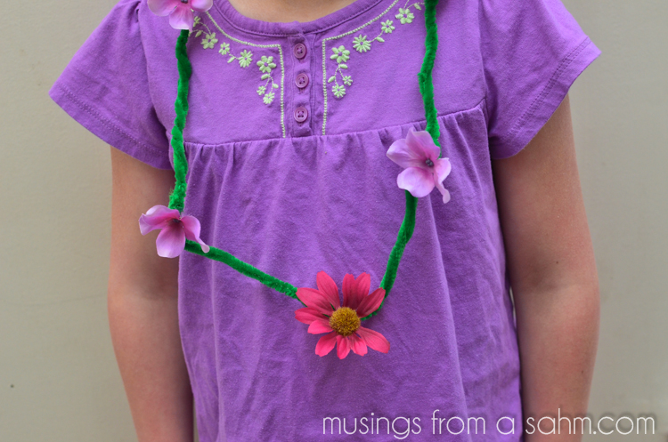 Flower Necklace Craft for Kids