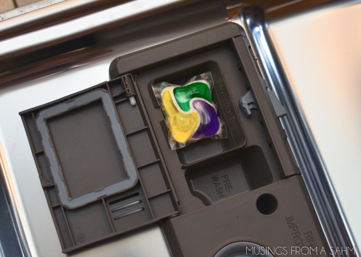 Reliable Clean with Cascade Platinum MyPlatinum Living Well Mom