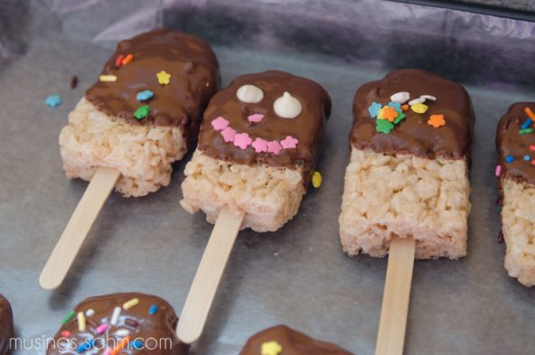 Rice Krispies Popsicle Treats - Living Well Mom