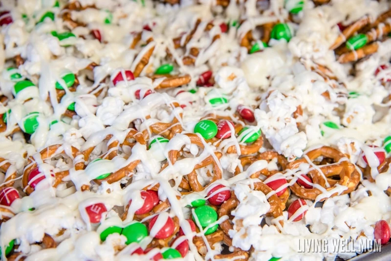 White Chocolate Popcorn {Packed with M&Ms}