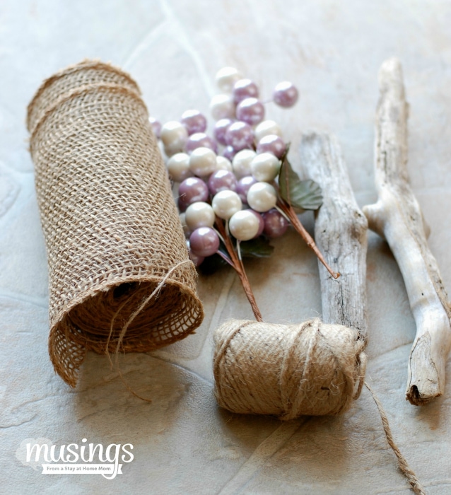 DIY Burlap Photo Frame - beautiful decoration for any home, plus a great homemade gift idea