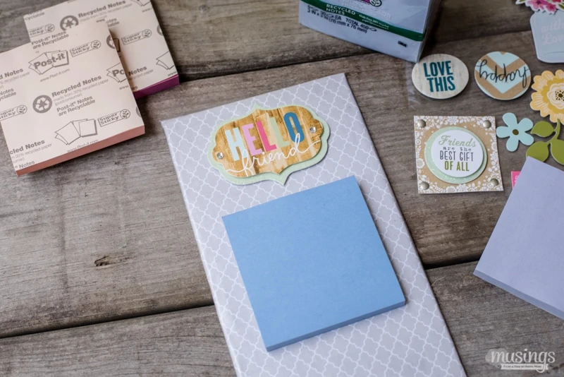 This Magnetic Post-it Notes Holder is a fun, easy-to-make craft that can be personalized with your favorite colors, room decor, style, or occasion. Plus it's a great homemade gift!