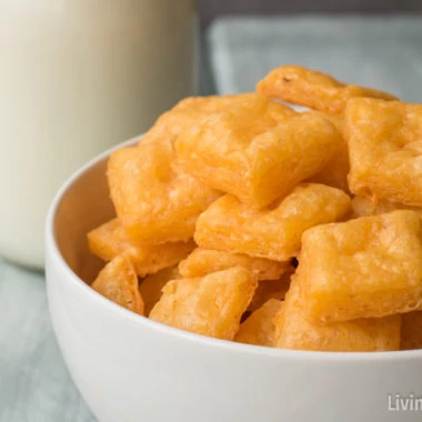 homemade cheeze it crackers in a white bowl