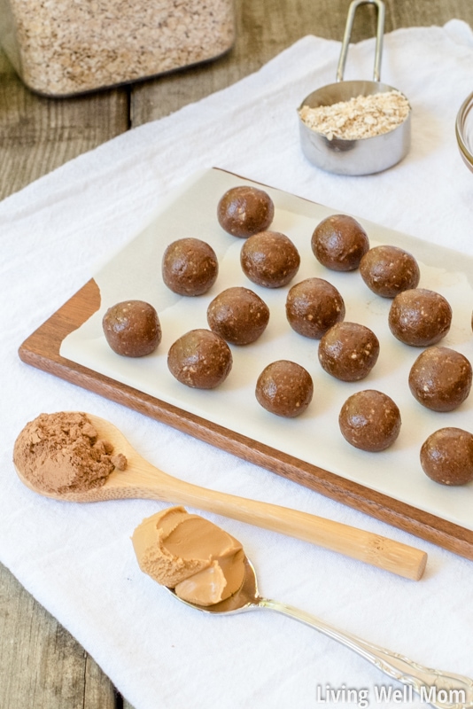 Ingredients for chocolate protein ball recipe including oats, almond butter and cacao powder. 
