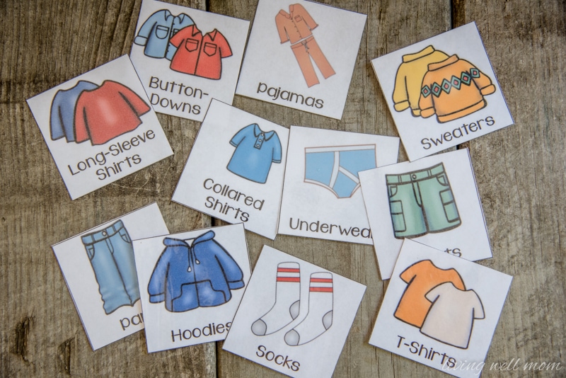 the easy way to organize kids clothes with free printable