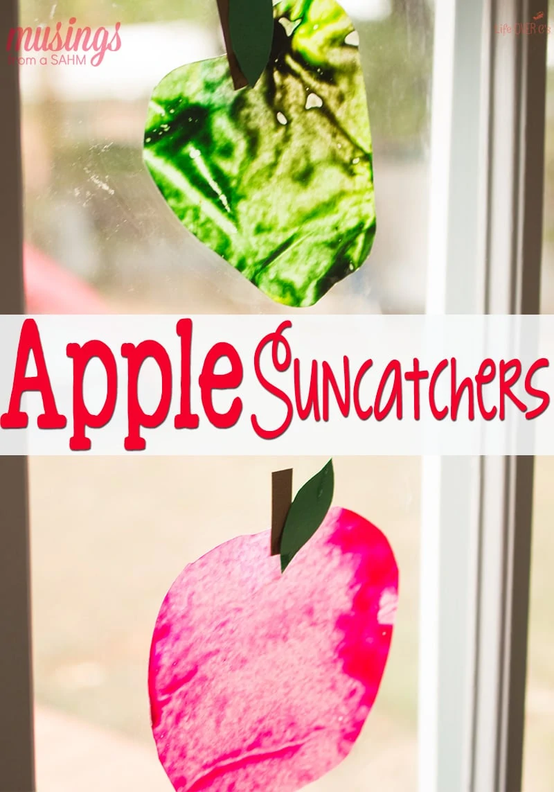 Here's a fun fall activity for kids: this Apple Suncatcher Craft is not only super easy, but also a great way to use up broken crayons. Get the full easy tutorial here: