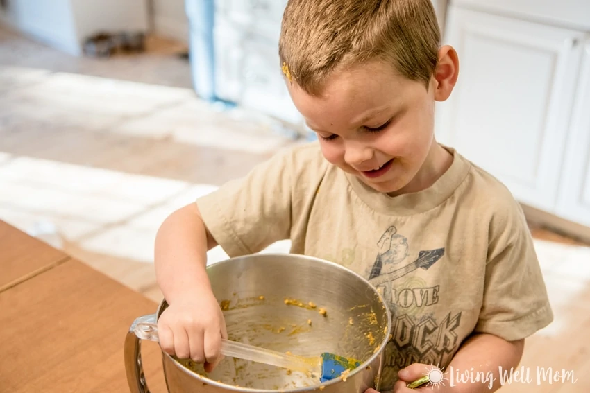 Healthy Pumpkin Oatmeal Cookies are just as tasty as the traditional version, but have less sugar and are gluten free and dairy free. This kid and mom-approved recipe is so quick and easy to make, the kids will love helping!