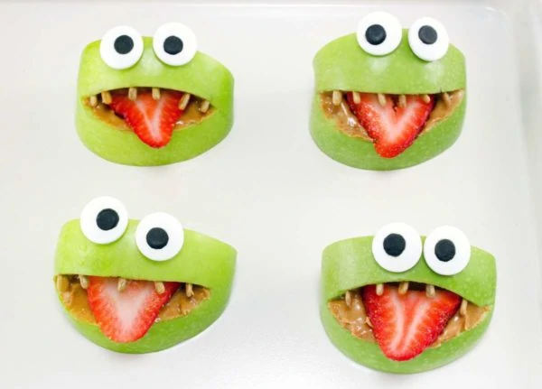 monster fruit green apple frog snacks