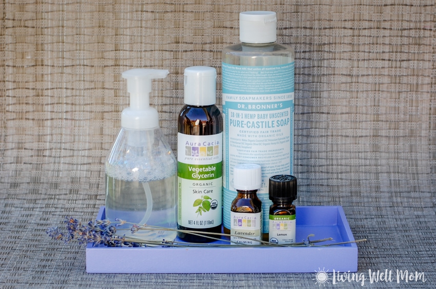 Don't waste money buying foaming hand soap at the store when you can make it so easily and inexpensively at home! Here's how to make your own Homemade Liquid Foaming Hand Soap