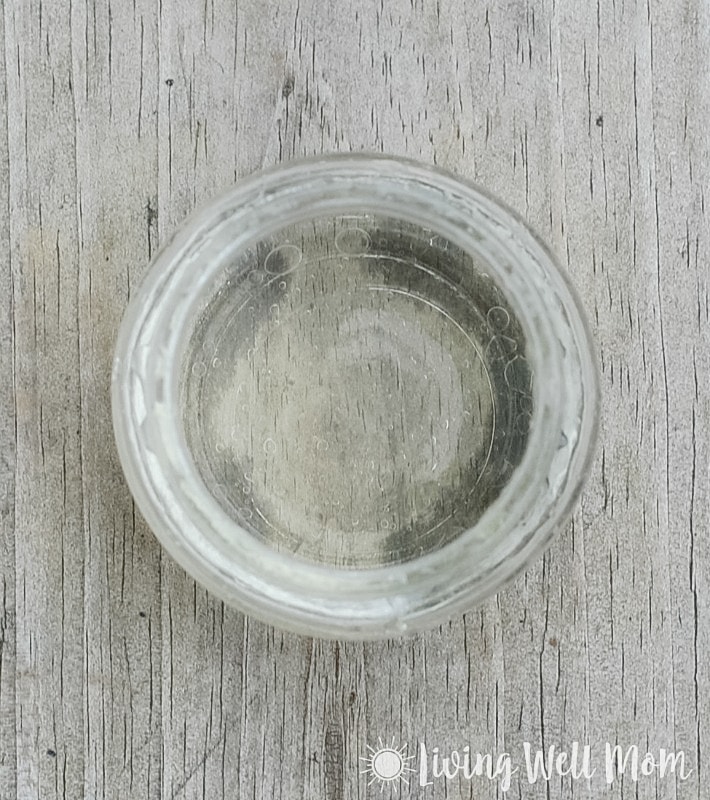Sick of dealing with adult acne or blemishes? Find out how I cleared my acne all-naturally, using coconut oil and essential oils. I love how clear my skin is now!