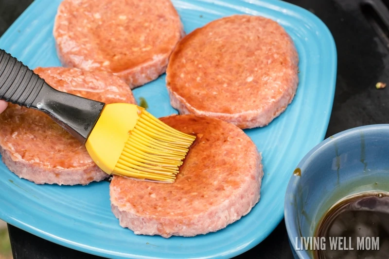 Here's a tasty twist on a classic grilled burger - Hawaiian Teriyaki Turkey Burgers! These delicious burgers are very quick and simple to make and a favorite with the whole family, including kids! Get the easy recipe here and try them today!