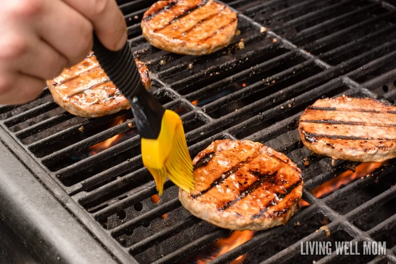 Here's a tasty twist on a classic grilled burger - Hawaiian Teriyaki Turkey Burgers! These delicious burgers are very quick and simple to make and a favorite with the whole family, including kids! Get the easy recipe here and try them today!