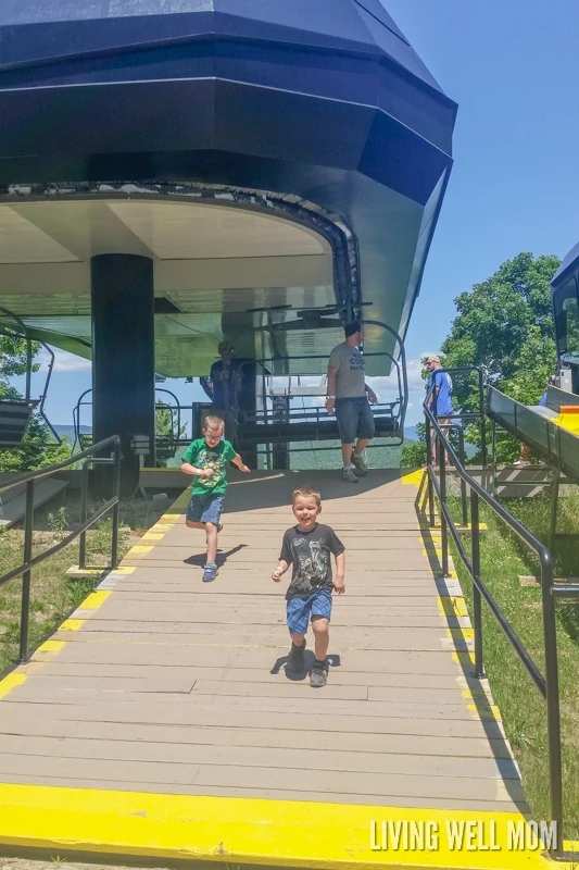 Looking for scenery and family adventure? Attitash Mountain in Bartlett, New Hampshire has both! With the longest alpine slide in North America, a mountain coaster, water slides and more, you’ll have a full day of fun with your family! Plus a review of the Attitash Grand Summit Hotel...