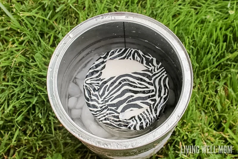 Looking for a different kind of activity for your kids? Try this easy coffee can ice cream! It’s simple to make and children will love making their own homemade ice cream as they shake and kick the coffee can! Get the easy recipe here: