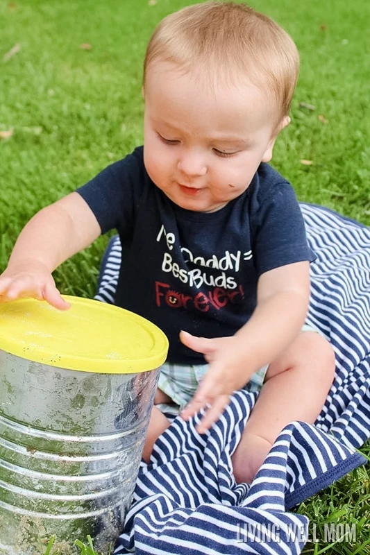 Looking for a different kind of activity for your kids? Try this easy coffee can ice cream! It’s simple to make and children will love making their own homemade ice cream as they shake and kick the coffee can! Get the easy recipe here: