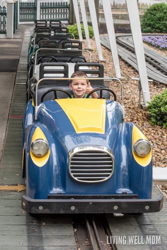 Need a family place to visit where you can REALLY get your money’s worth? Canobie Lake Park in Salem, New Hampshire is the place to go for ultimate fun for the ENTIRE family! Here’s one family’s review of this amusement park: