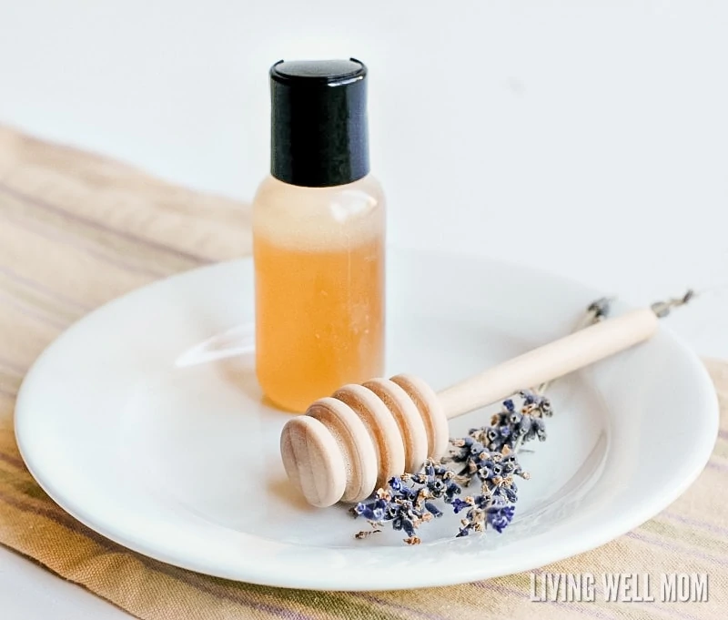 Homemade Lavender Honey Face Wash in 5 Minutes! This face wash takes just 5 minutes to make and uses essential oils and all-natural ingredients as a wonderful homemade cleanser. Get the step-by-step easy directions here: