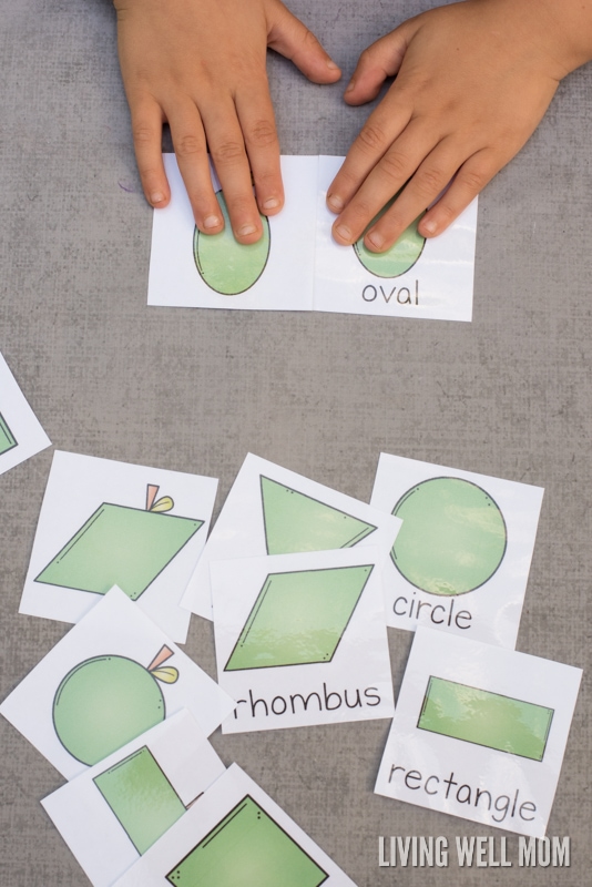 Preschoolers will love learning shapes with this free printable Apple Shape Matching Cards game! 