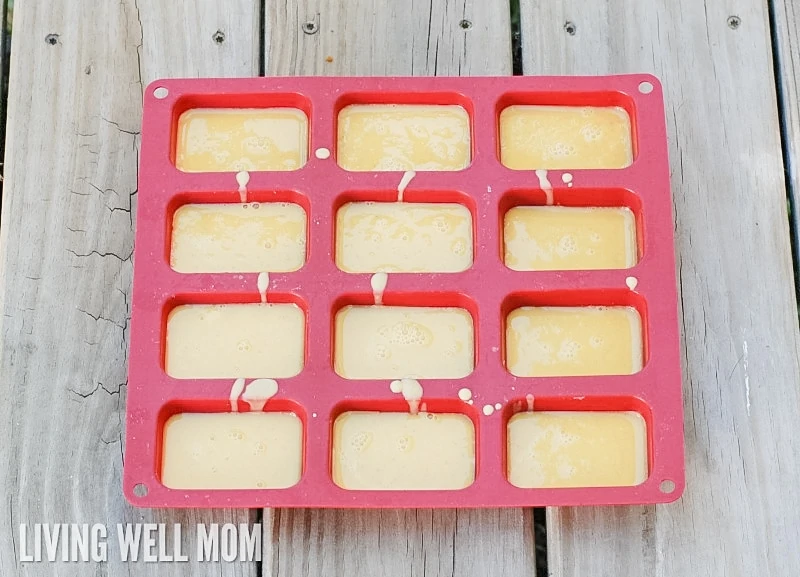 Homemade Pumpkin Spice Goat’s Milk Soap - this DIY soap recipe is easy to make and smells just like pumpkin pie with essential oils and spices. It would make a wonderful homemade gift too!