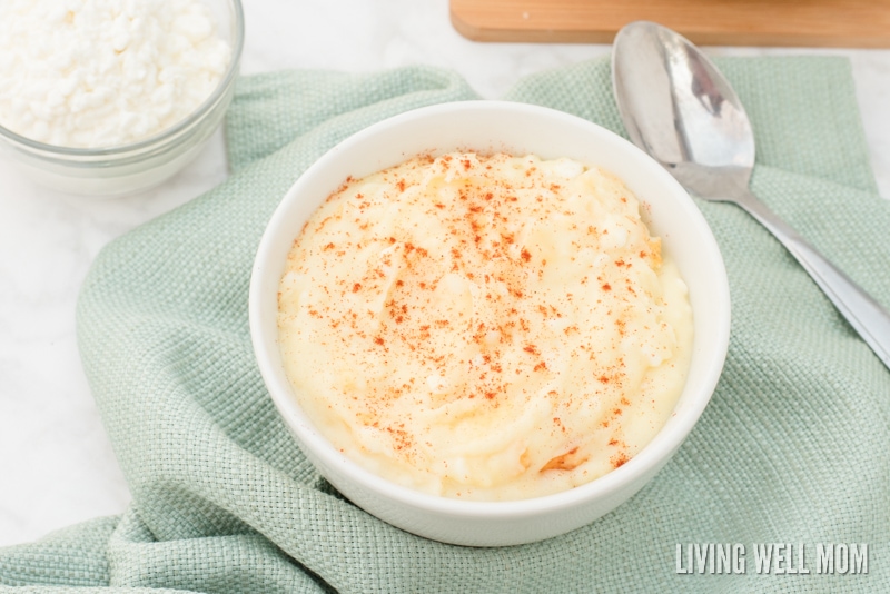 Mashed potatoes made with cottage cheese topped with paprika