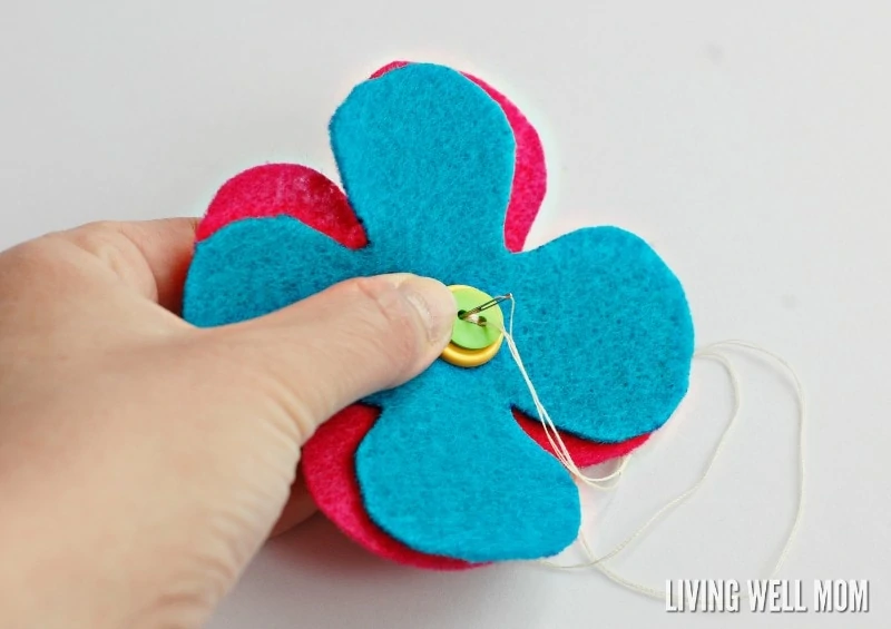 making a natural car freshener with felt