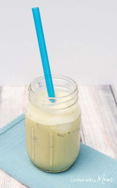 Love Starbucks iced green tea latte, but dislike the price and excess sugar? Try this light and creamy Healthy Copycat Iced Green Tea Latte recipe! With matcha green tea, almond milk, and natural sweetener, this homemade version takes just 2 minutes to whip up and is dairy-free, soy-free, refined sugar-free, and far cheaper!