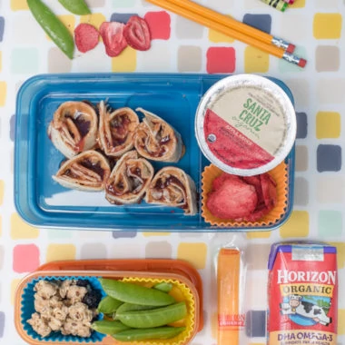 PB&J doesn't have to be the same old day after day. Kids will love these 5 tasty gluten-free twists on peanut butter & jelly sandwiches and so will you, Mom! Plus find inspiration for delicious and nutritious extras and snacks to include in your kids' school lunches. bento lunch fun!