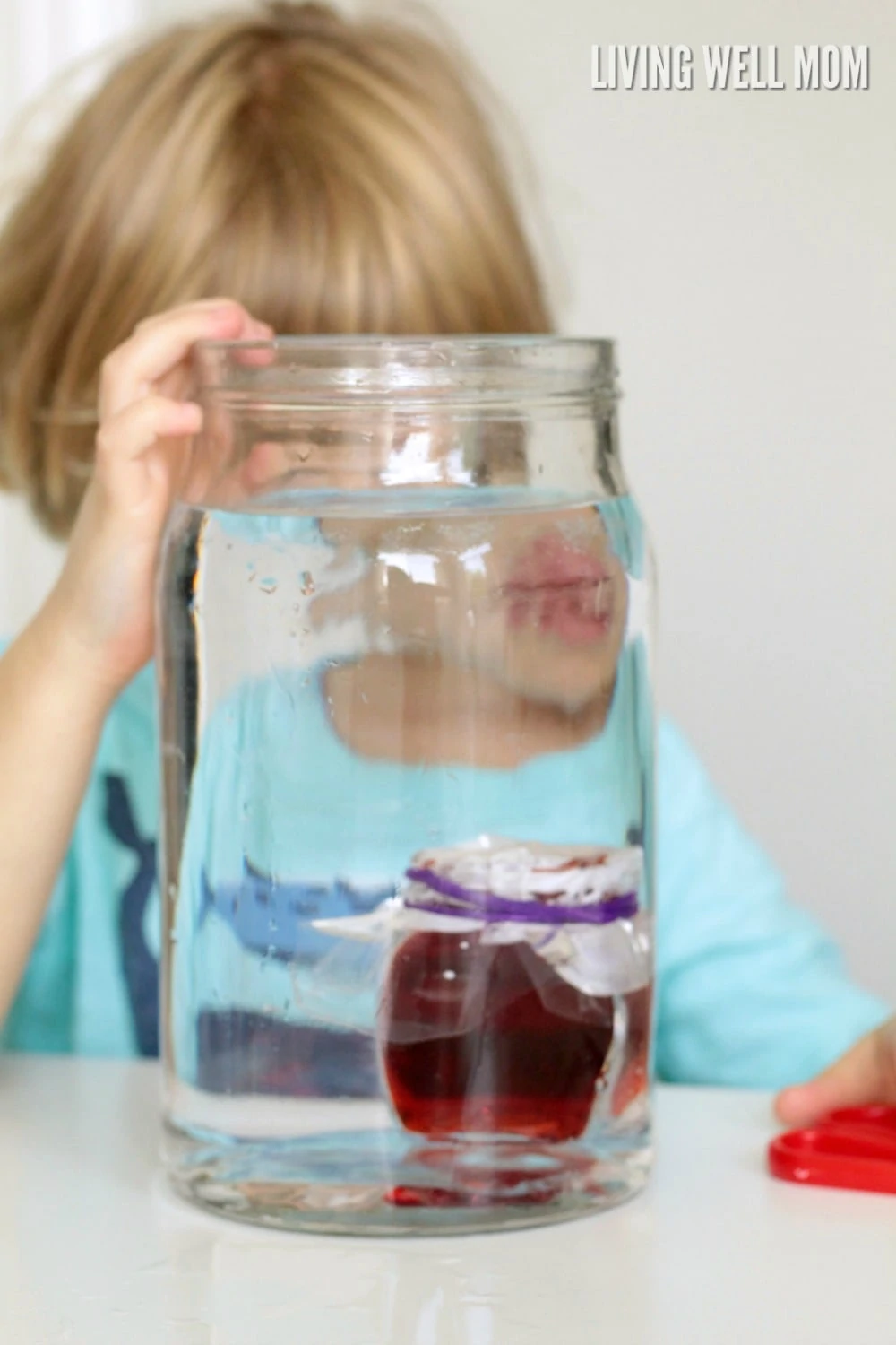 This glittery easy-to-do STEM activity features an underwater volcano and teaches kids about water temperature, travel, how volcanoes work and more fun science!