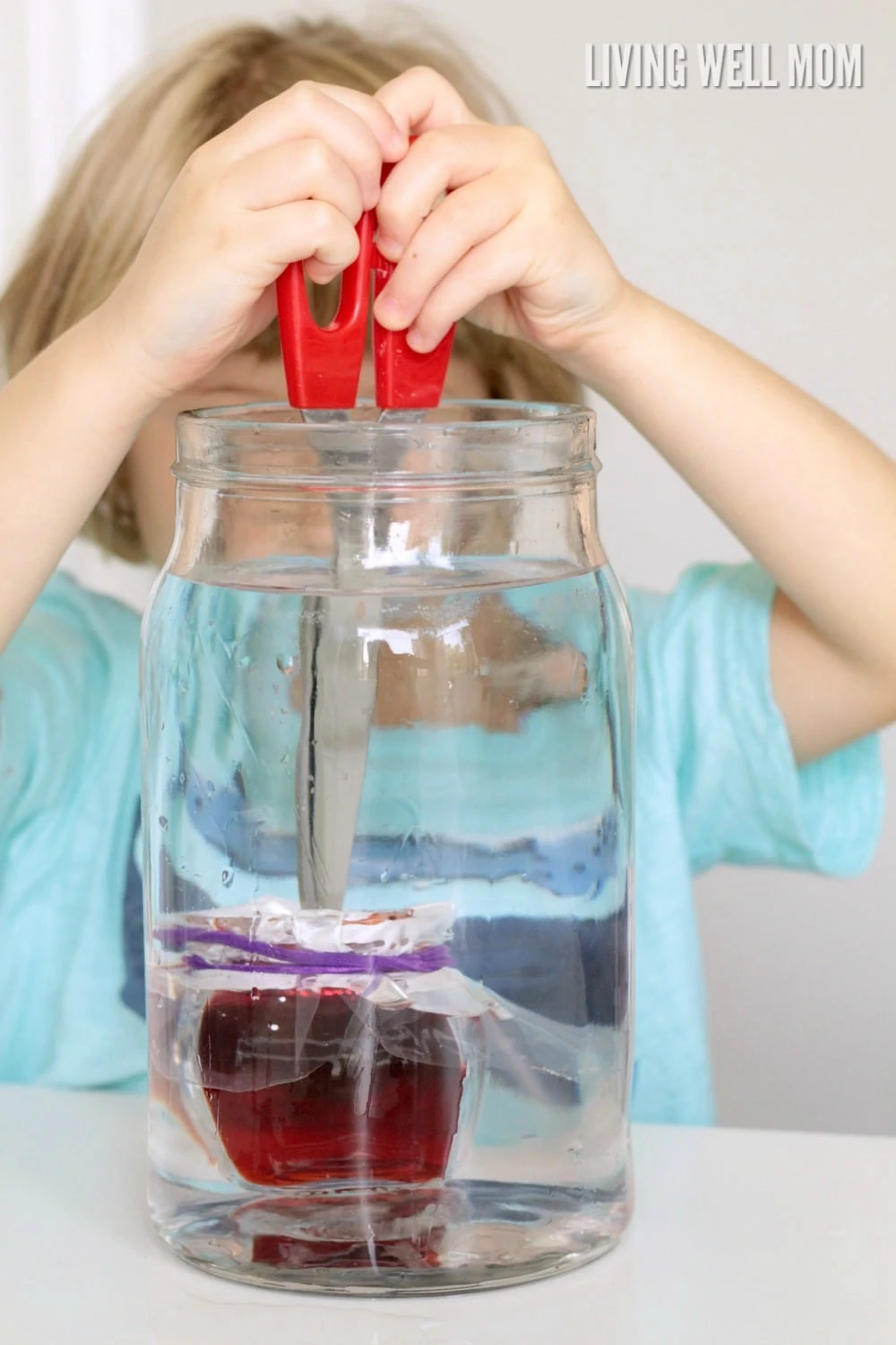 This glittery easy-to-do STEM activity features an underwater volcano and teaches kids about water temperature, travel, how volcanoes work and more fun science!