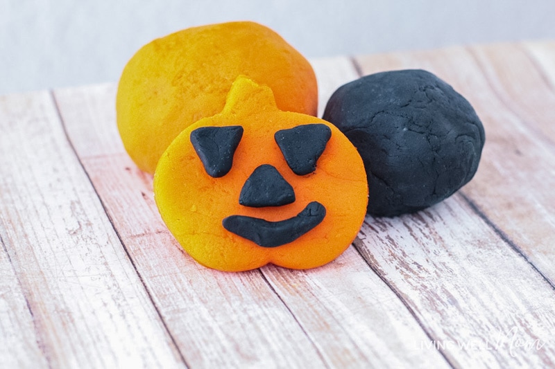 homemade playdough recipe made into a jack-o-lantern 