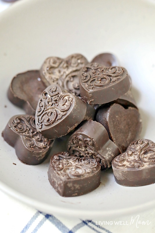 Easy Chocolate Peppermint Keto Fat Bombs