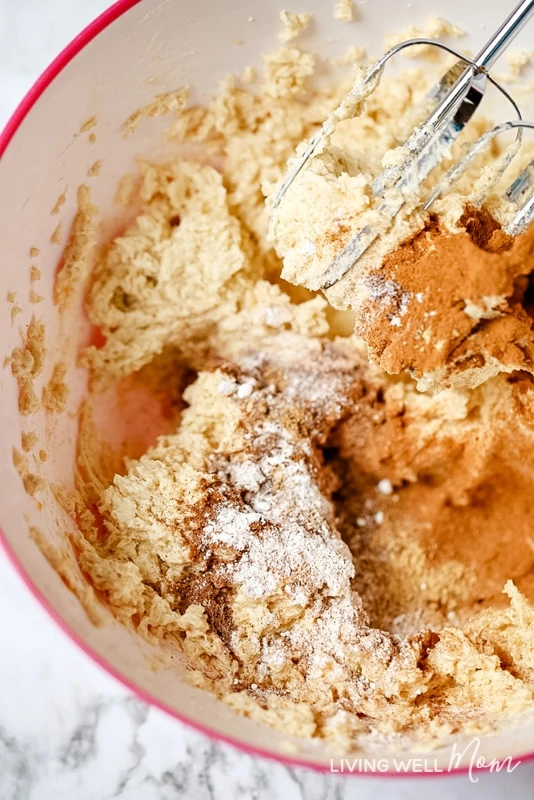 spices for pumpkin spice snickerdoodles dough