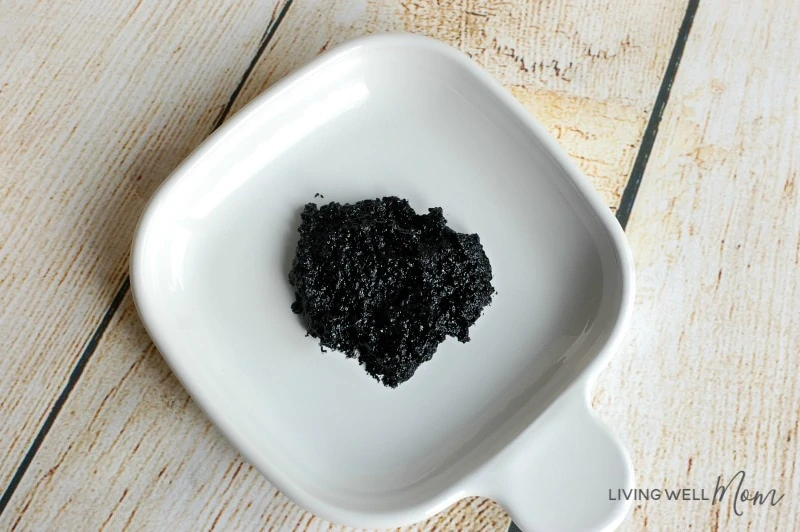 How to make an easy DIY charcoal face mask - using all-natural ingredients, this simple homemade mask is a great, easy way to pamper yourself.