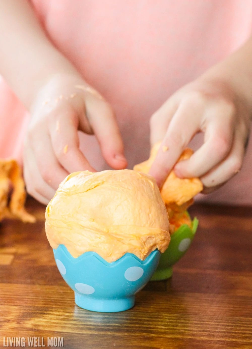 Stuffing fluffy slime in Easter eggs