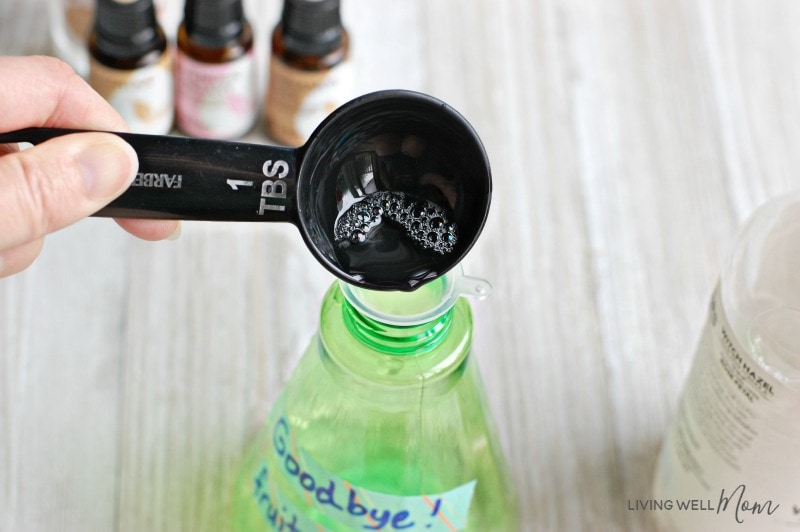 DIY Natural Fruit Fly Trap + Essential Oil Spray Living Well Mom