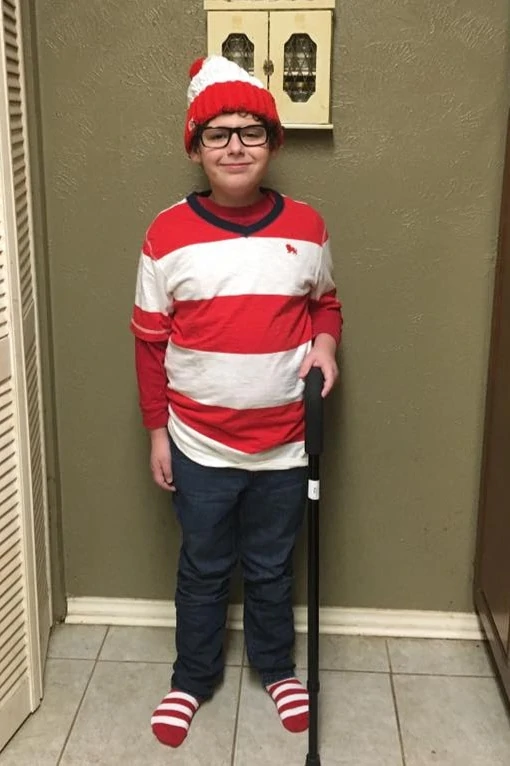 DIY Where's Waldo homemade Halloween costume
