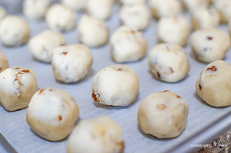 baked gluten-free russian tea cookies