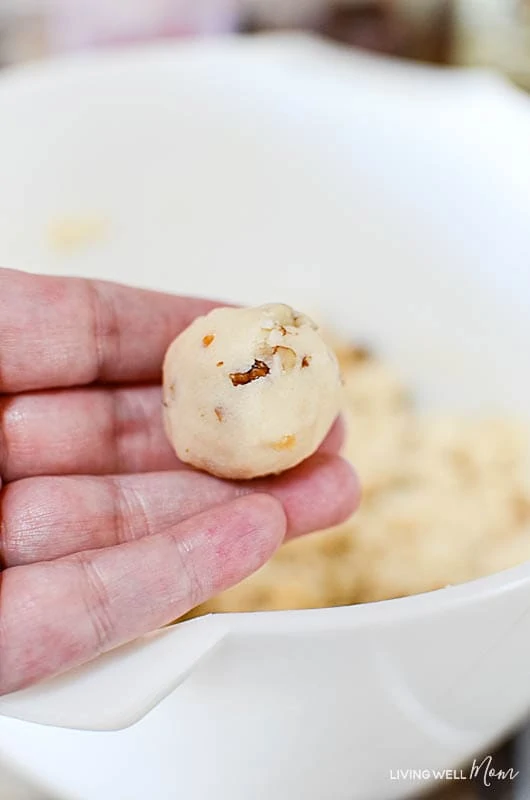 baking gluten-free russian tea cookies