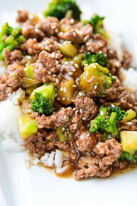 hamburger beef and broccoli with sauce served over rice dinner