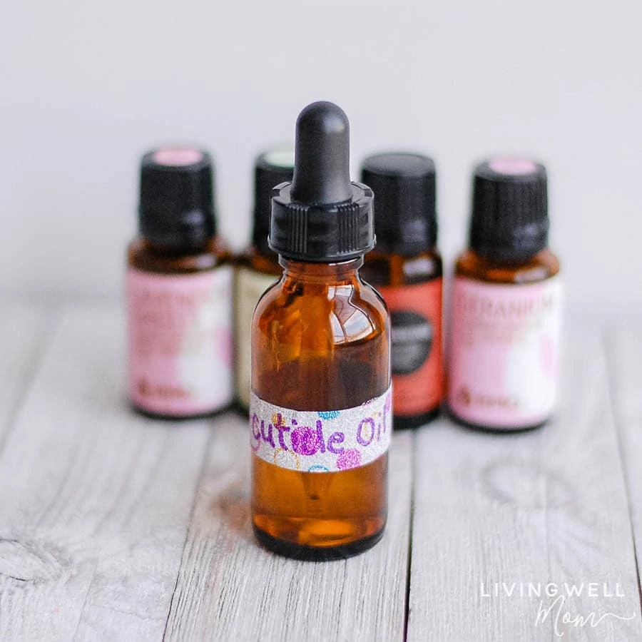 DIY cuticle oil recipe with essential oils