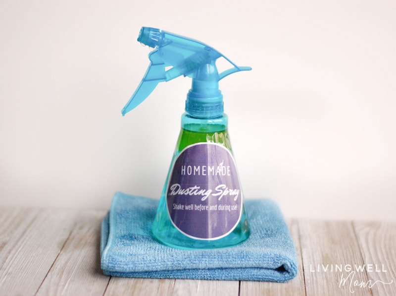 easy non-toxic homemade dusting spray cleaner
