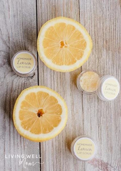 homemade lemon lip scrub with essential oils