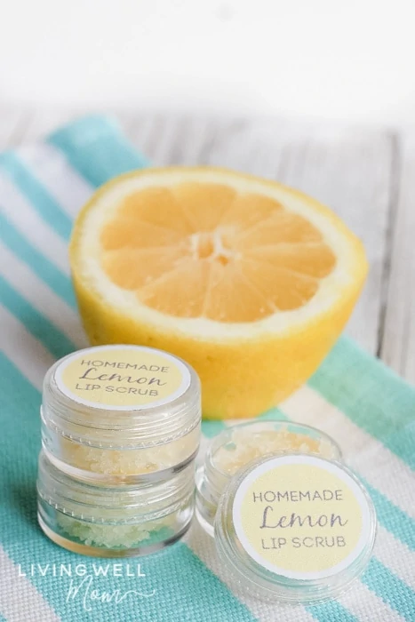homemade lip scrub with lemon
